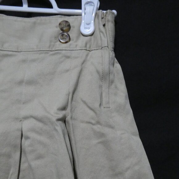 OLD NAVY | medium, 8, kids, girls, regular | Beige Skorts | Button Detail Front - Picture 5 of 14